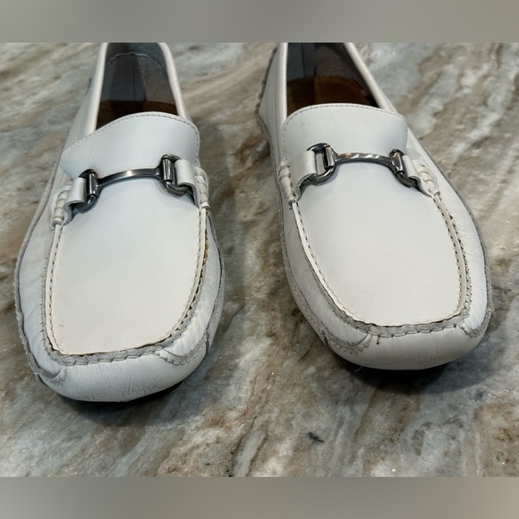 Men’s CLARKS White leather buckle loafers- Size 12 - Picture 7 of 8